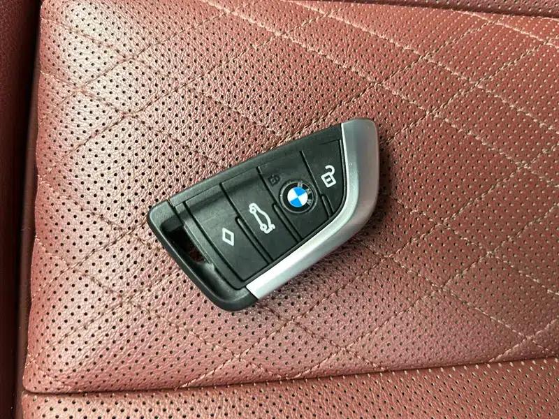 BMW X3 2022 xDrive30i Leading Edition M Sport Package — миниатюра 11