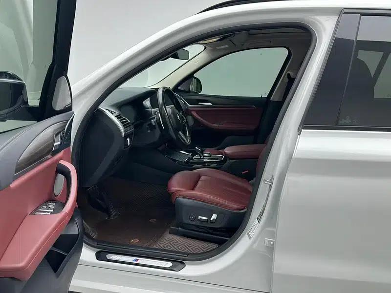 BMW X3 2022 xDrive30i Leading Edition M Sport Package — миниатюра 17