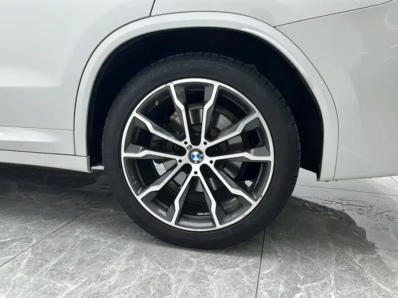 BMW X3 2022 xDrive30i Leading Edition M Sport Package — миниатюра 9
