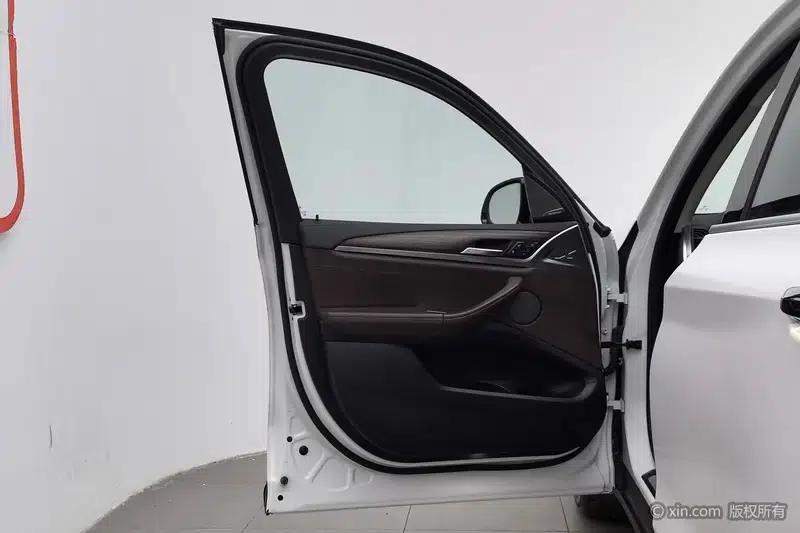 BMW X3 2020 xDrive28i Luxury Package — миниатюра 21
