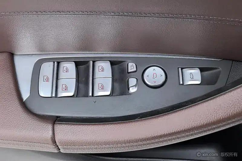 BMW X3 2020 xDrive28i Luxury Package — миниатюра 22