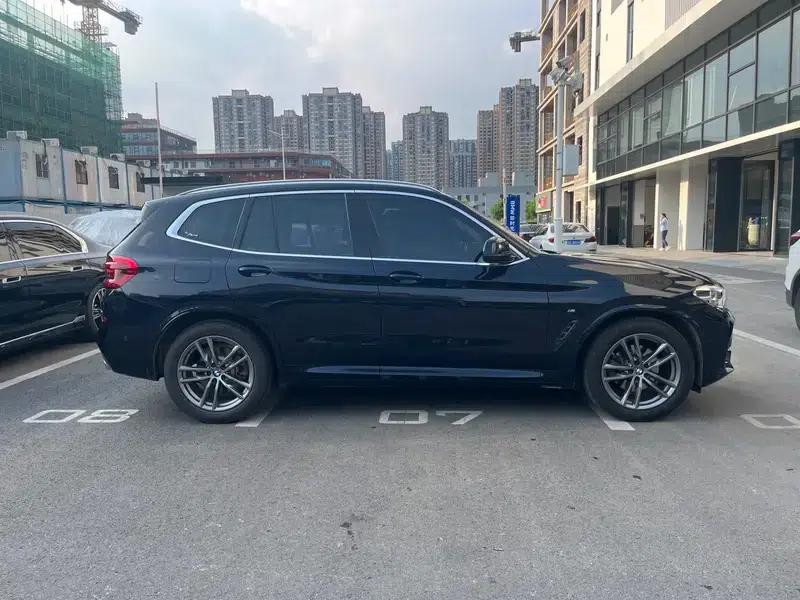 BMW X3 2021 xDrive28i M Sport Package — миниатюра 4
