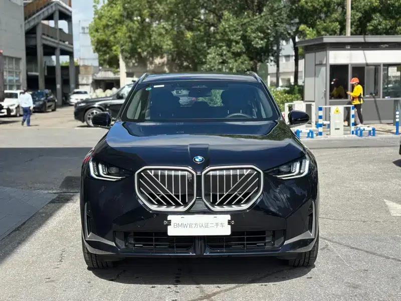 BMW X3 2025 xDrive30L Luxury M Sport Package — миниатюра 2