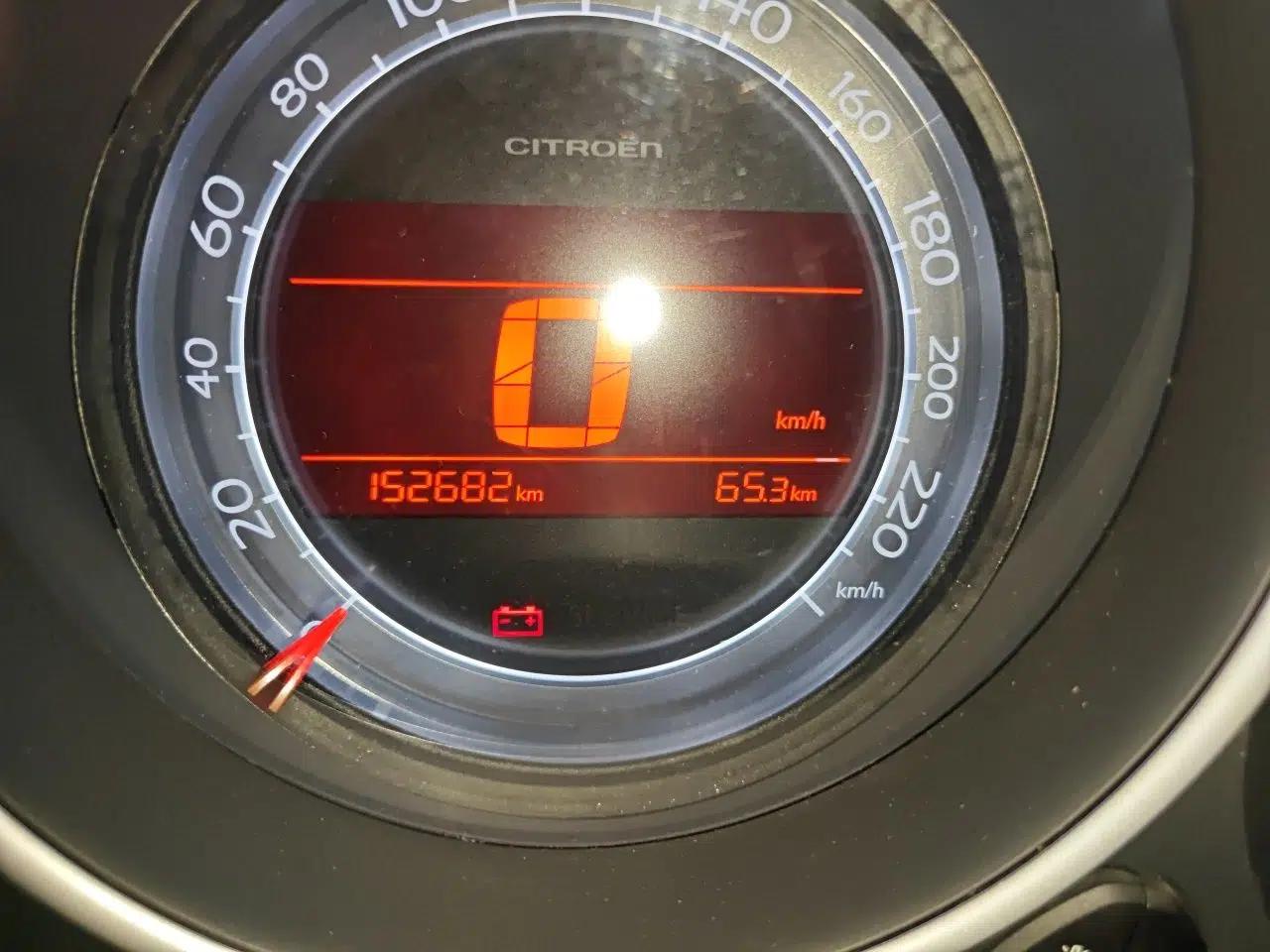 Citroen C4L 2013 1.6 THP Automatic Impression Edition — миниатюра 12