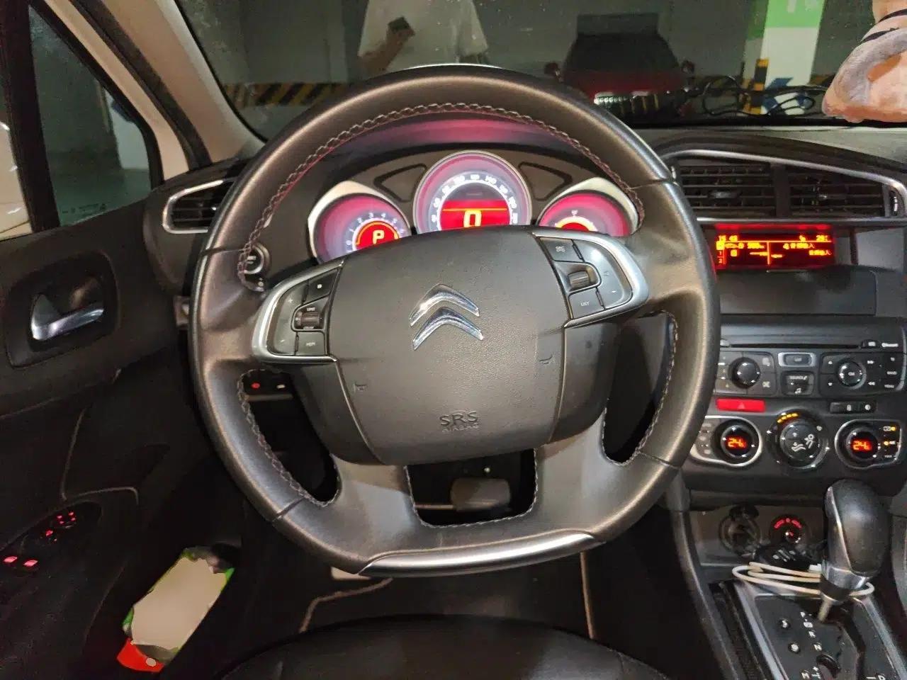Citroen C4L 2013 1.6 THP Automatic Impression Edition — миниатюра 10