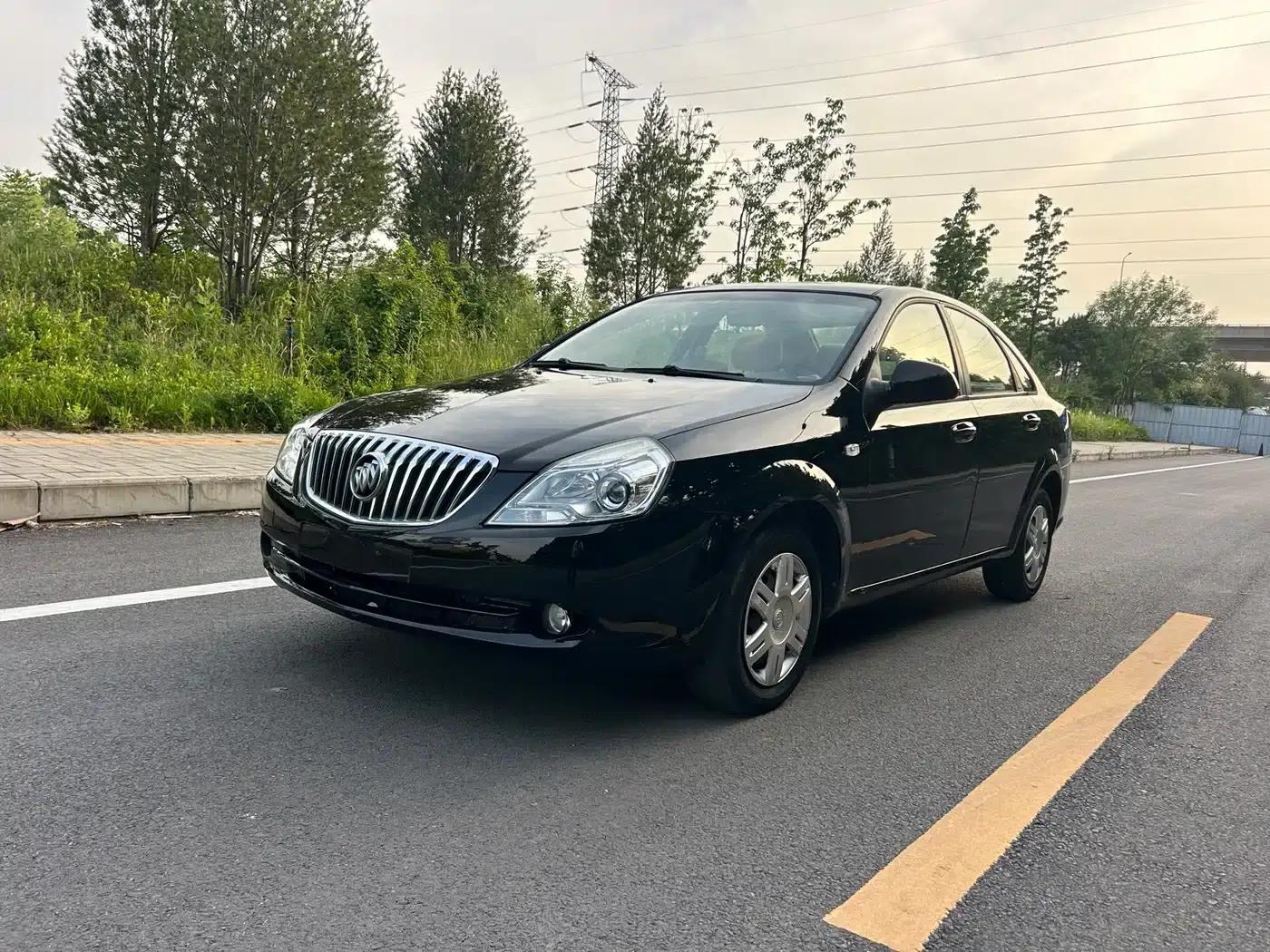Buick Excelle 2013 1.5L Automatic Classic — миниатюра 1