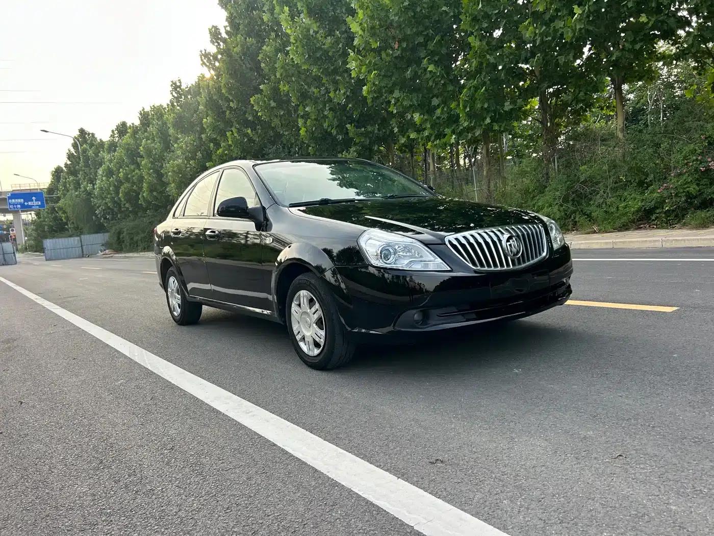 Buick Excelle 2013 1.5L Automatic Classic — миниатюра 2