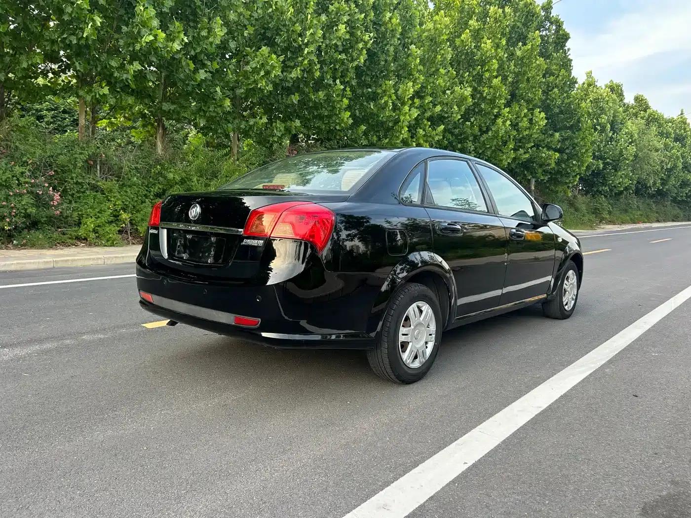 Buick Excelle 2013 1.5L Automatic Classic — миниатюра 11
