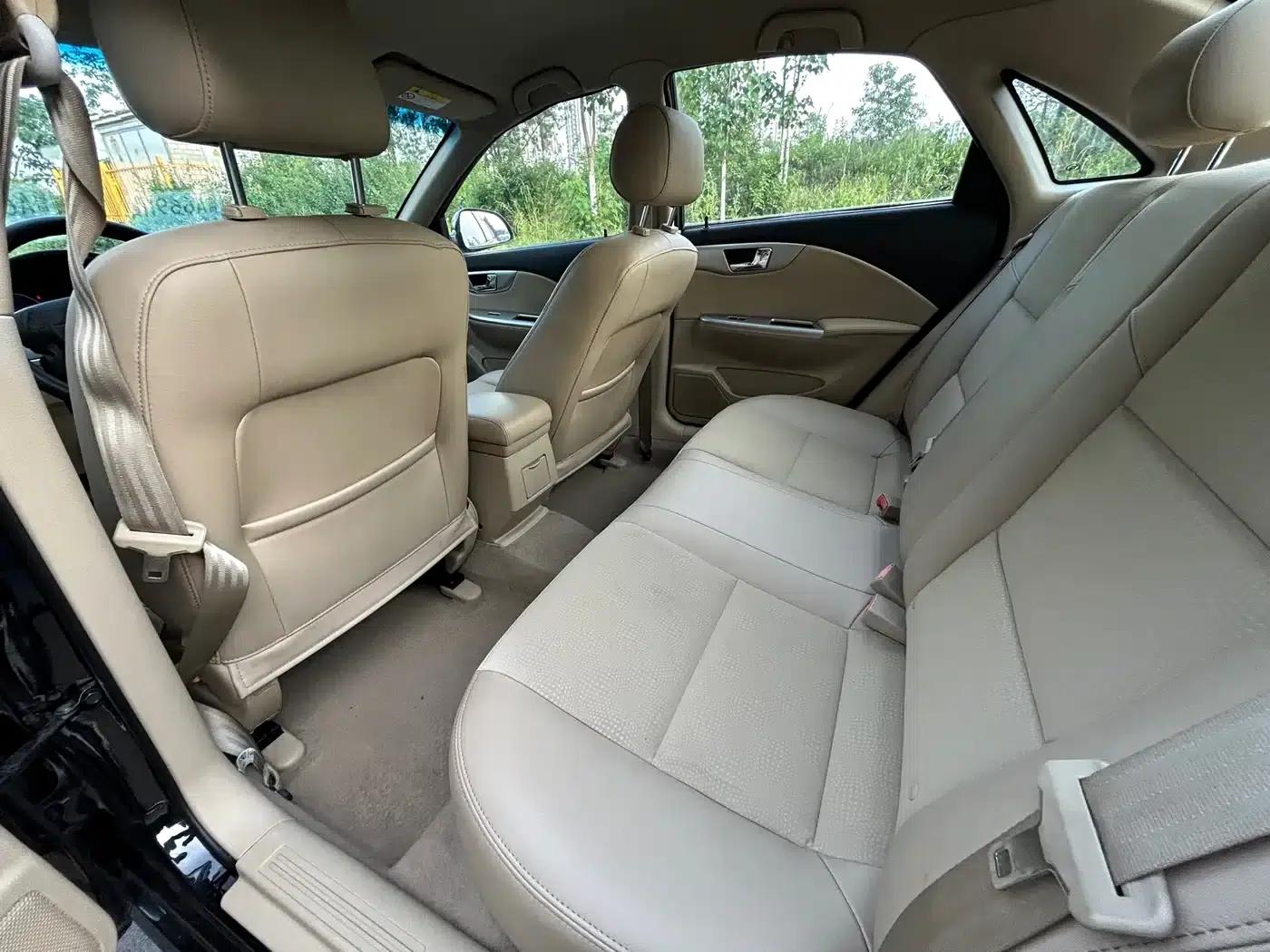 Buick Excelle 2013 1.5L Automatic Classic — миниатюра 5