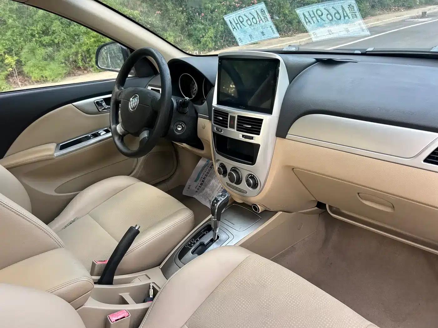 Buick Excelle 2013 1.5L Automatic Classic — миниатюра 8