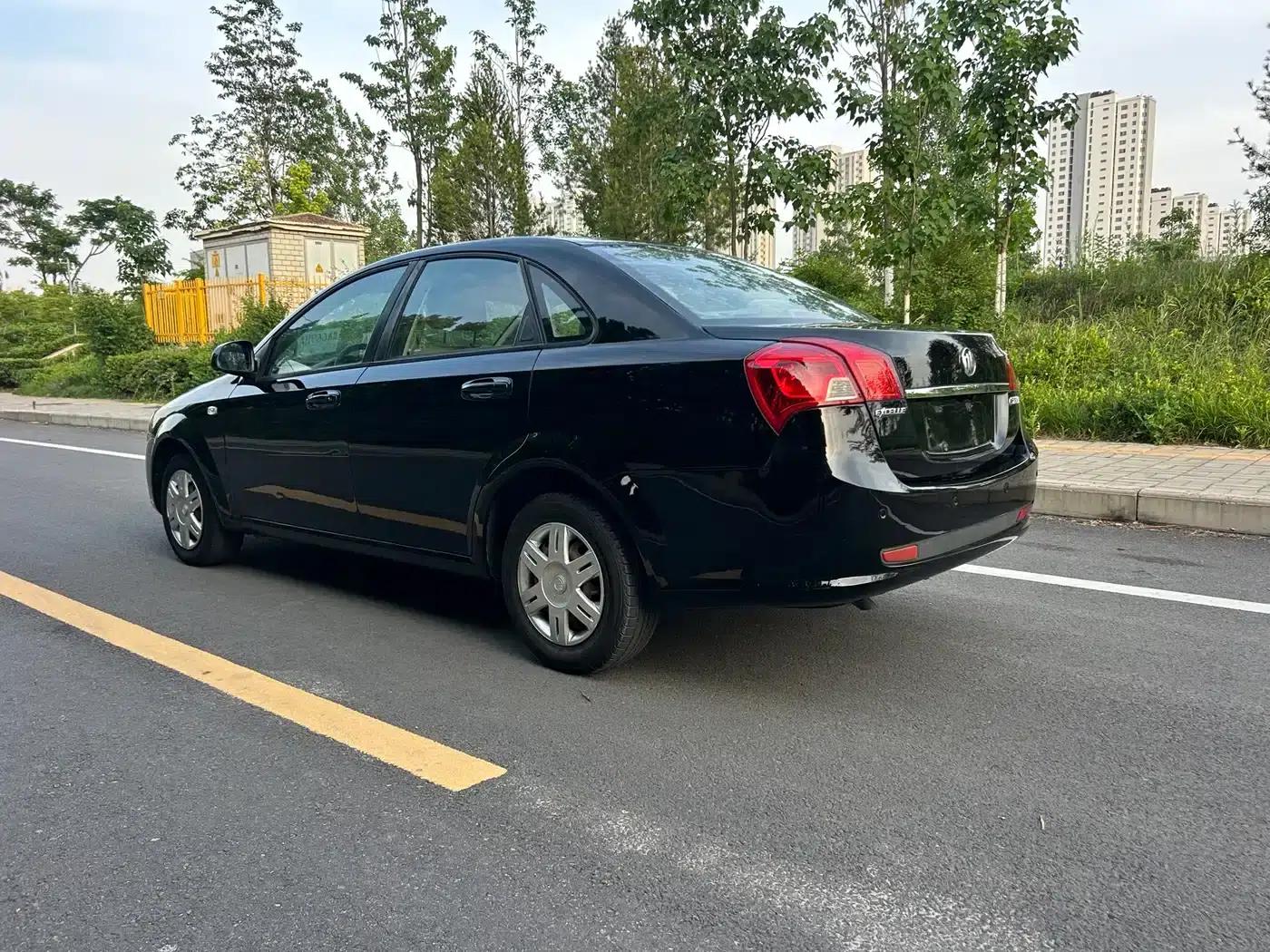 Buick Excelle 2013 1.5L Automatic Classic — миниатюра 9