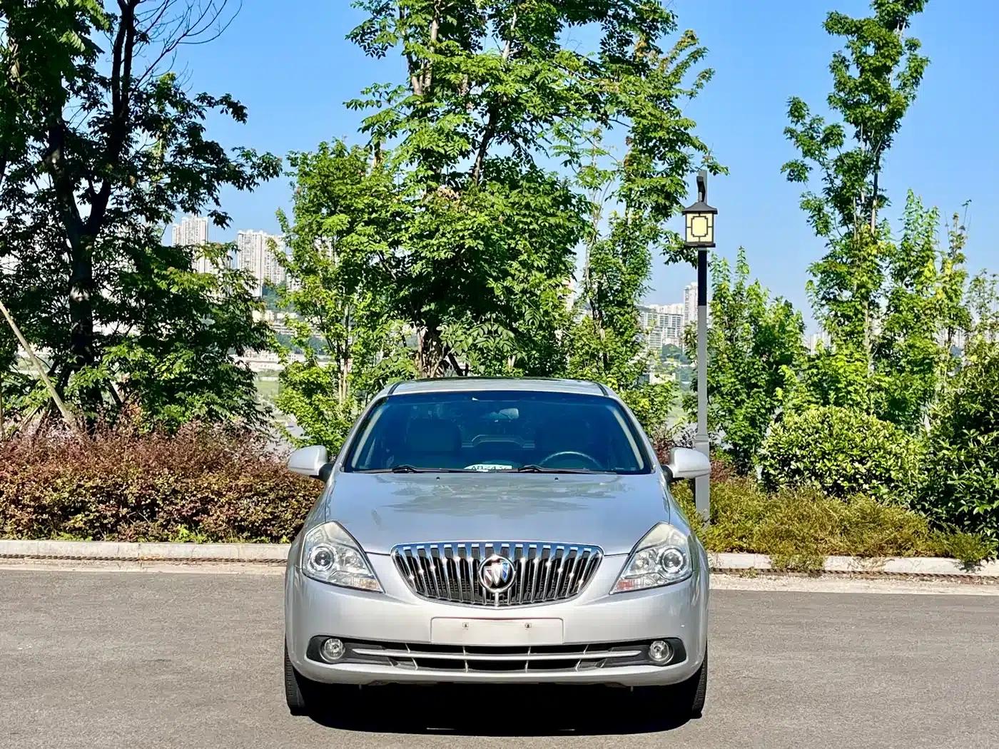 Buick Excelle 2013 1.5L Manual Classic — миниатюра 2