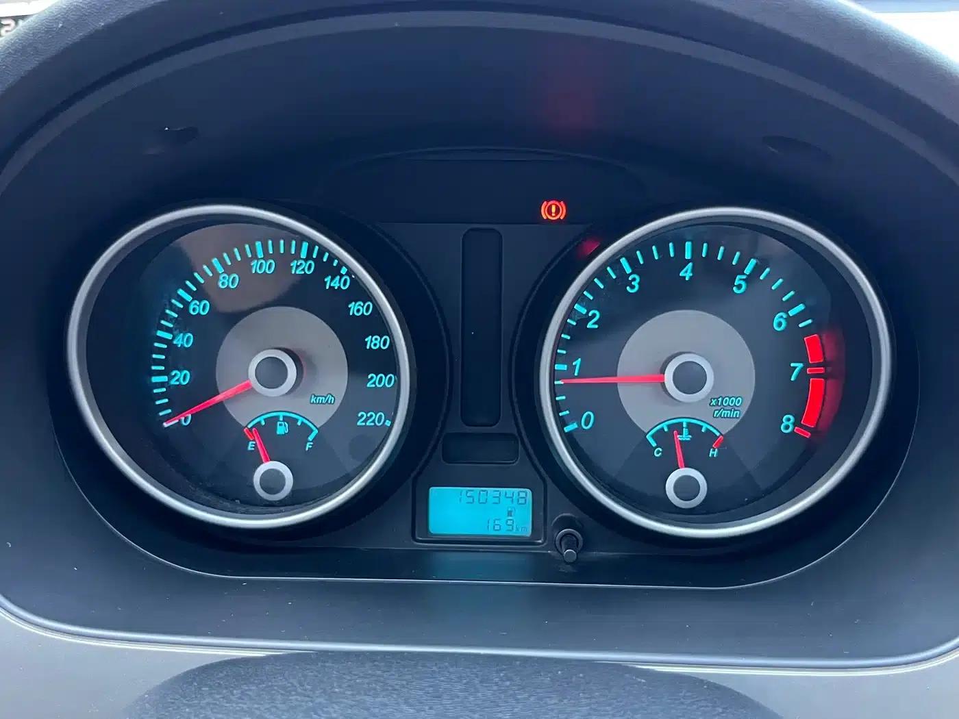 Buick Excelle 2013 1.5L Manual Classic — миниатюра 21
