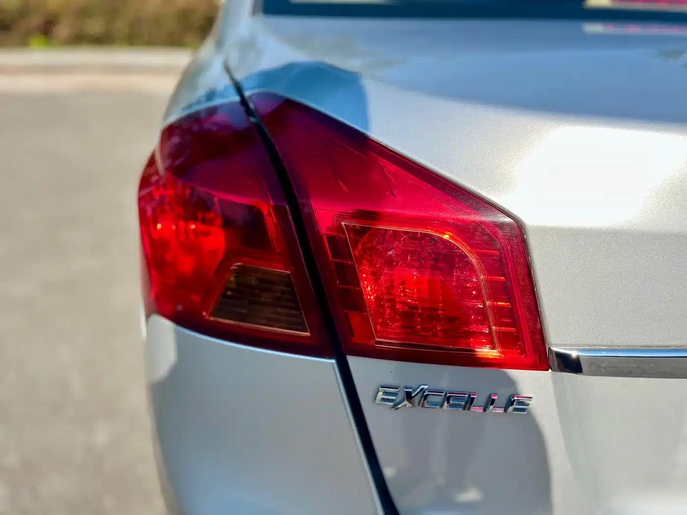 Buick Excelle 2013 1.5L Manual Classic — миниатюра 26