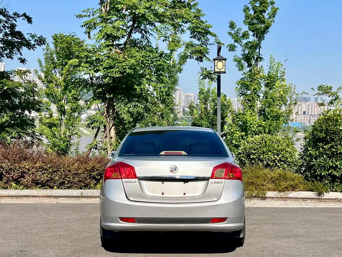 Buick Excelle 2013 1.5L Manual Classic — миниатюра 32