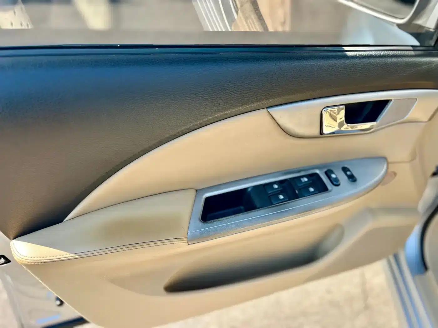 Buick Excelle 2013 1.5L Manual Classic — миниатюра 7