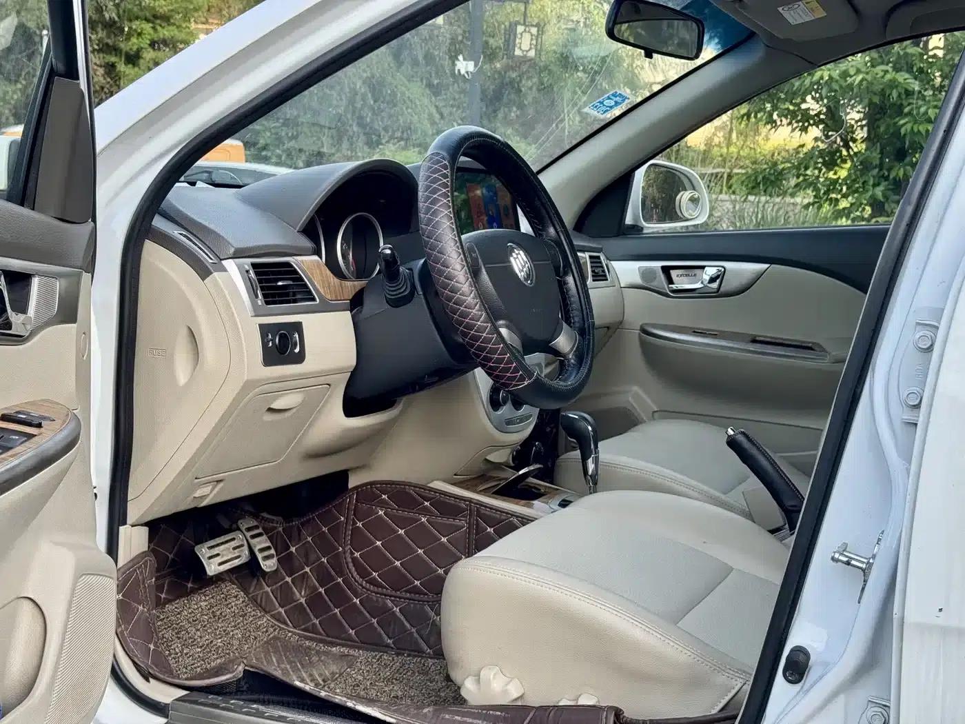 Buick Excelle 2015 1.5L Automatic Classic — миниатюра 6