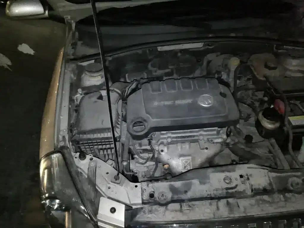 Buick Excelle 2013 1.5L Automatic Premium Edition — миниатюра 21