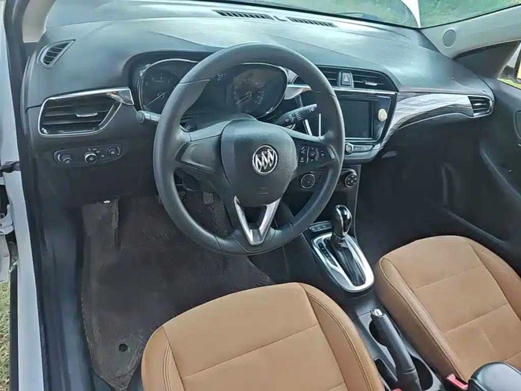 Buick Excelle 2018 15N CVT Luxury — миниатюра 10