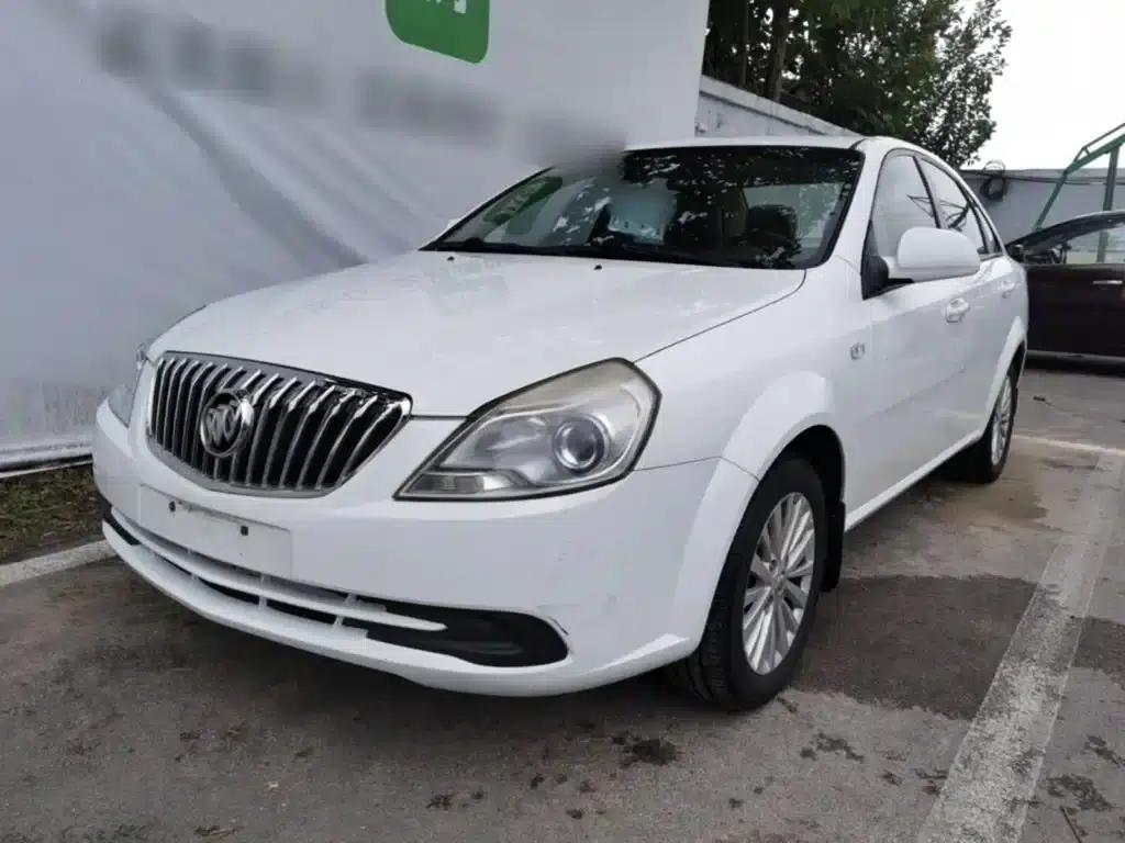Buick Excelle 2015 1.5L Manual Premium Edition — миниатюра 2