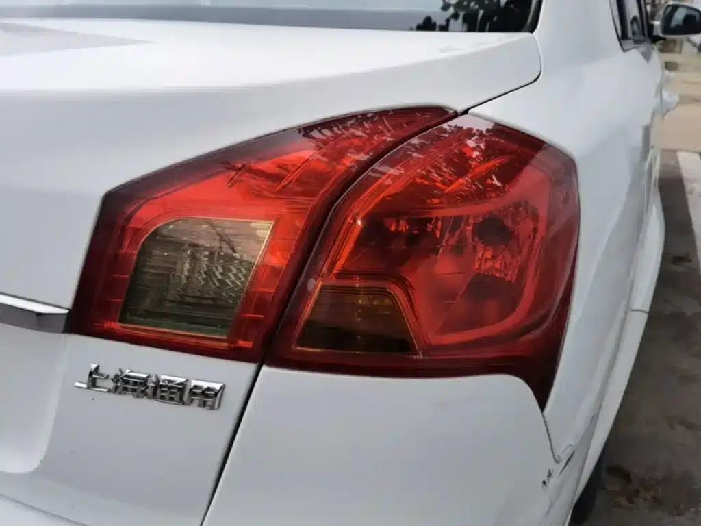 Buick Excelle 2015 1.5L Manual Premium Edition — миниатюра 8