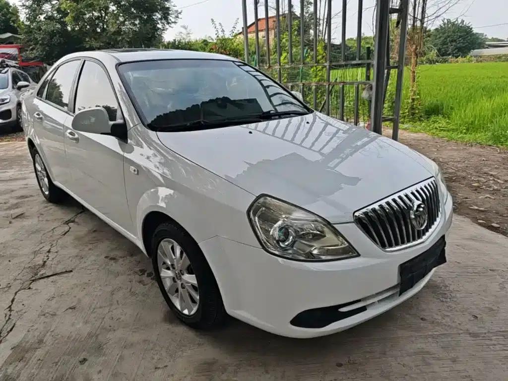 Buick Excelle 2013 1.5L Automatic Premium Edition — миниатюра 4