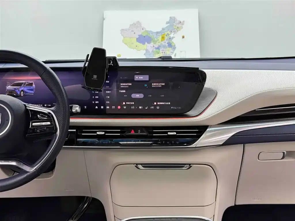 Century 2023 2.0T 7-Seat Luxury Edition — миниатюра 11