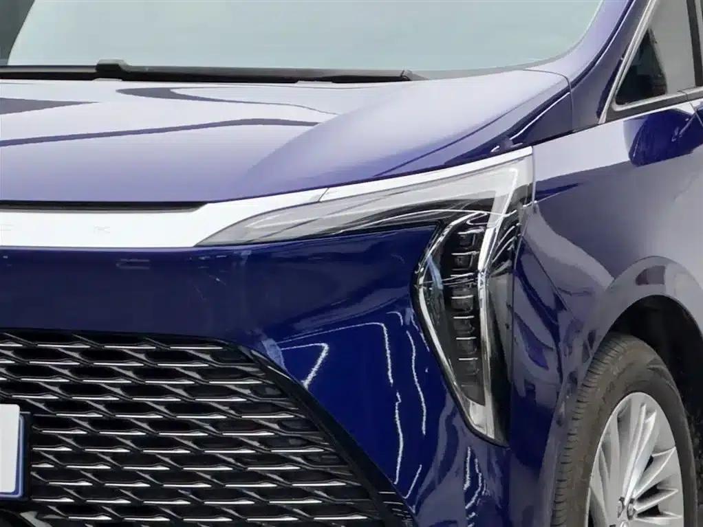 Century 2023 2.0T 7-Seat Luxury Edition — миниатюра 3