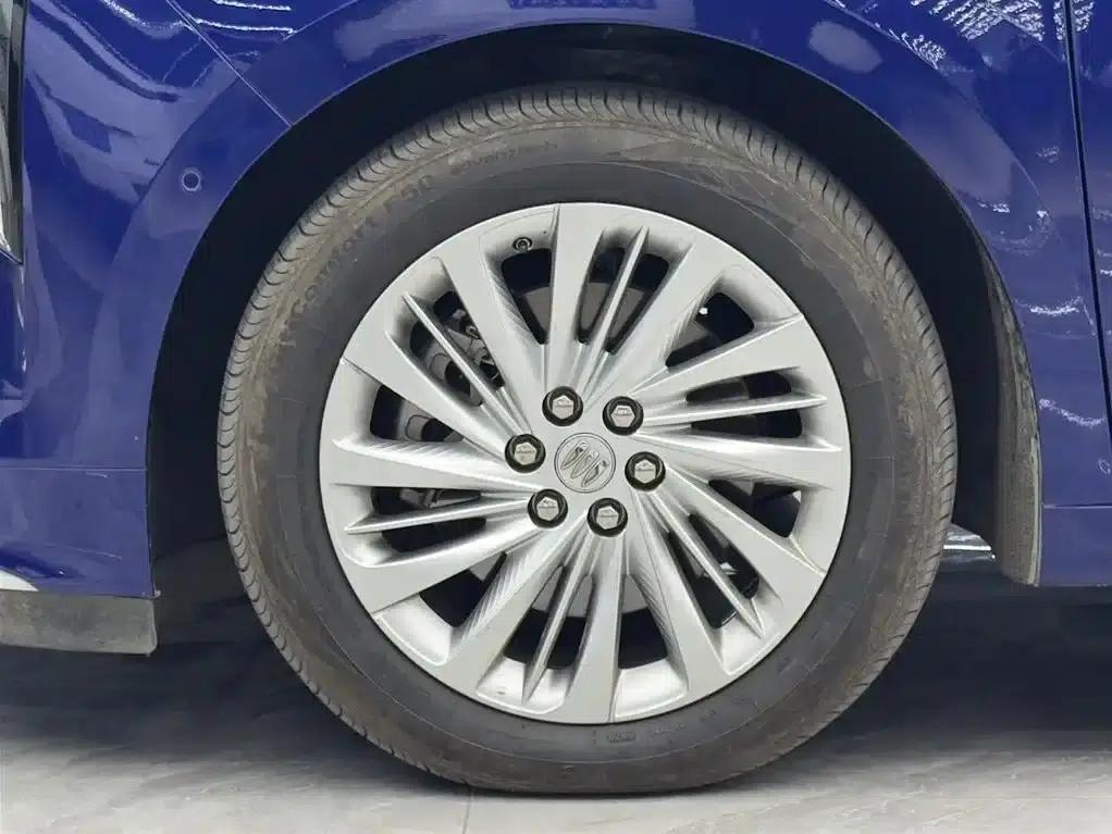 Century 2023 2.0T 7-Seat Luxury Edition — миниатюра 4