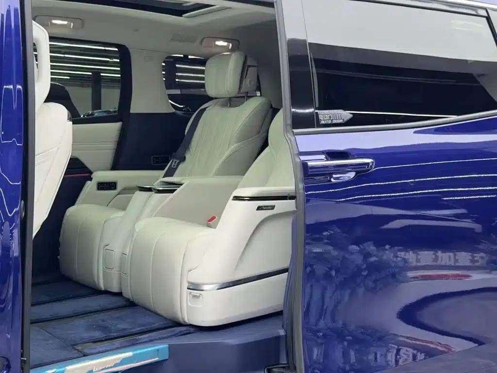 Century 2023 2.0T 7-Seat Luxury Edition — миниатюра 7