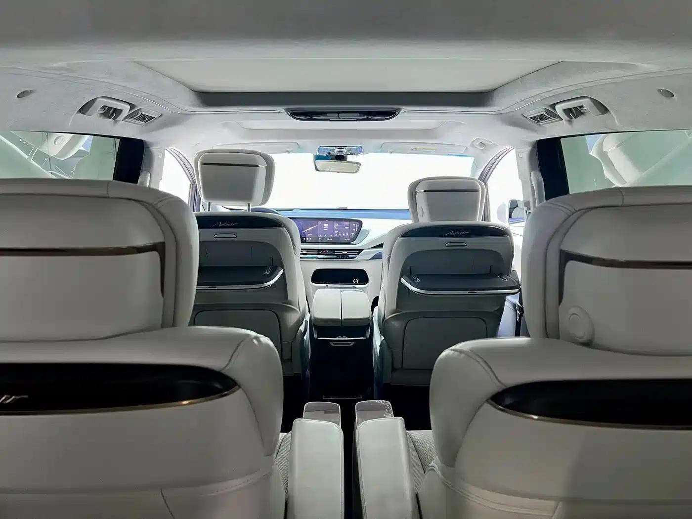 Century 2023 2.0T Six-Seat Luxury Edition — миниатюра 28