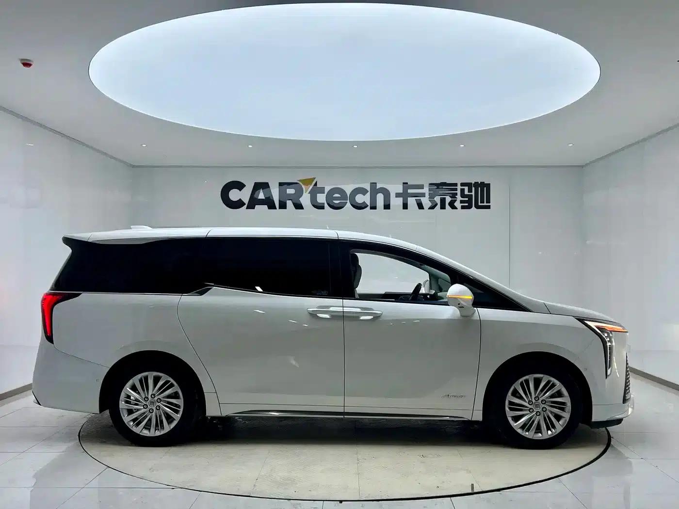 Century 2023 2.0T Six-Seat Luxury Edition — миниатюра 8