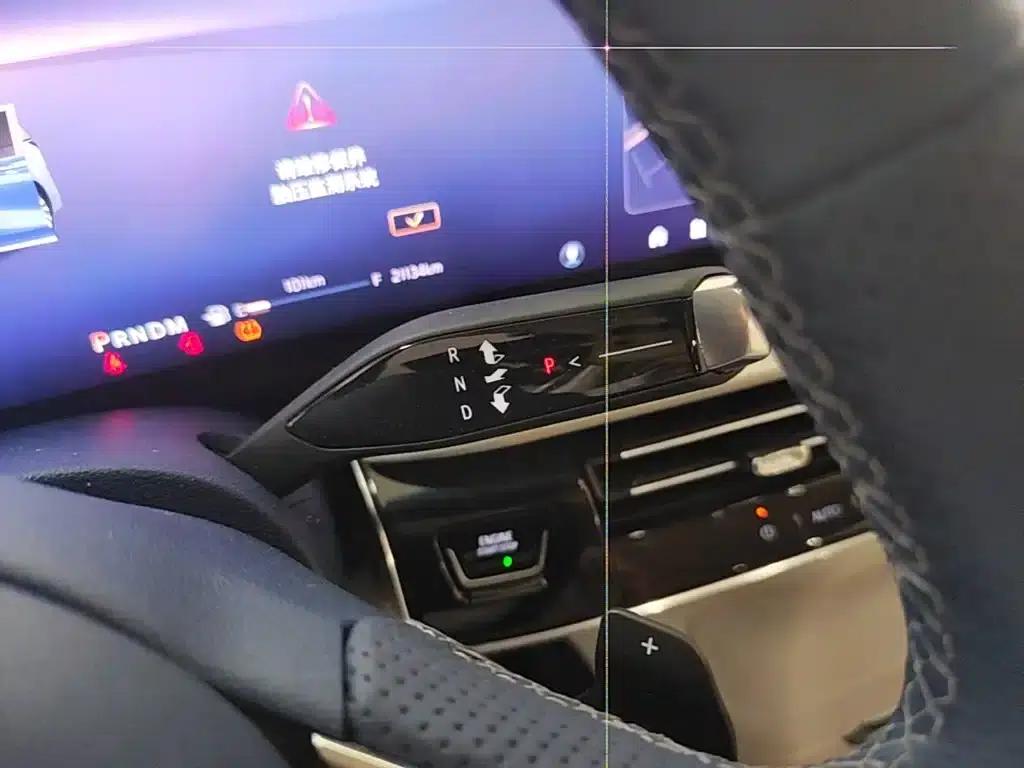 Century 2023 2.0T Six-Seat Luxury Edition — миниатюра 14