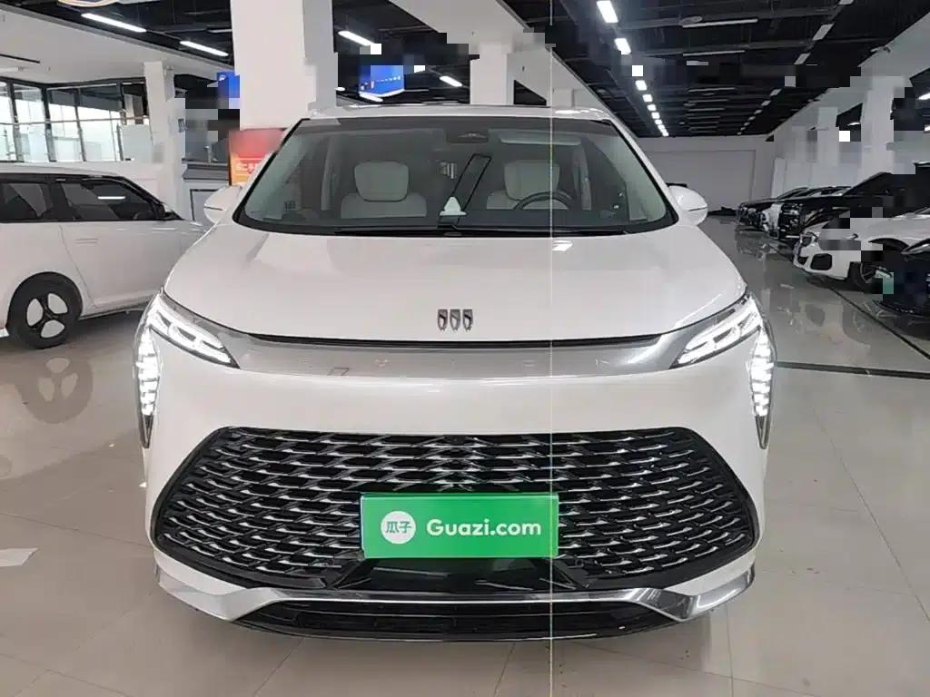 Century 2023 2.0T Six-Seat Luxury Edition — миниатюра 3