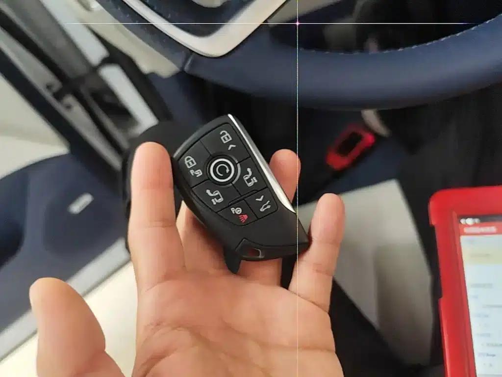 Century 2023 2.0T Six-Seat Luxury Edition — миниатюра 9