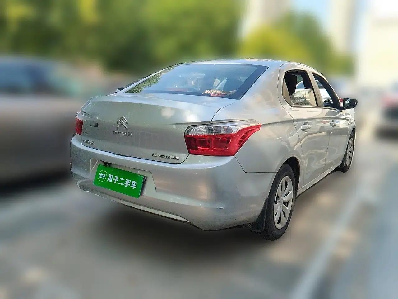 Citroen Elysee 2014 1.6L Manual Fashion Edition — миниатюра 6