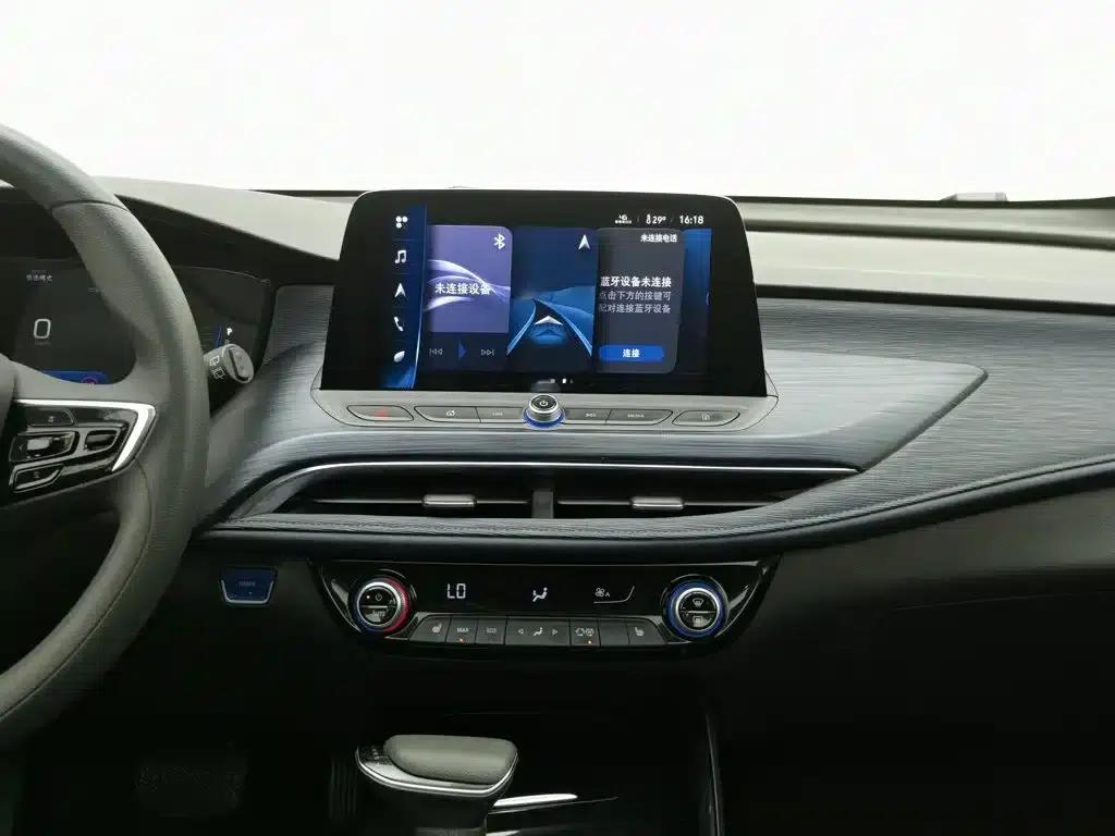 Buick Velite 6 2022 Plug-in Hybrid Connected Smart Edition — миниатюра 12
