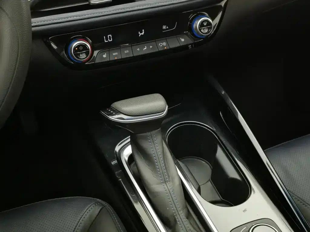 Buick Velite 6 2022 Plug-in Hybrid Connected Smart Edition — миниатюра 13