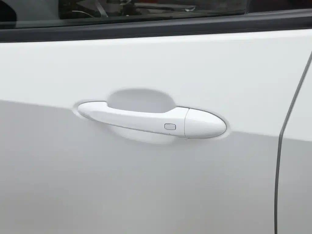 Buick Velite 6 2022 Plug-in Hybrid Connected Smart Edition — миниатюра 18