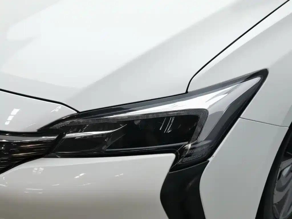 Buick Velite 6 2022 Plug-in Hybrid Connected Smart Edition — миниатюра 7