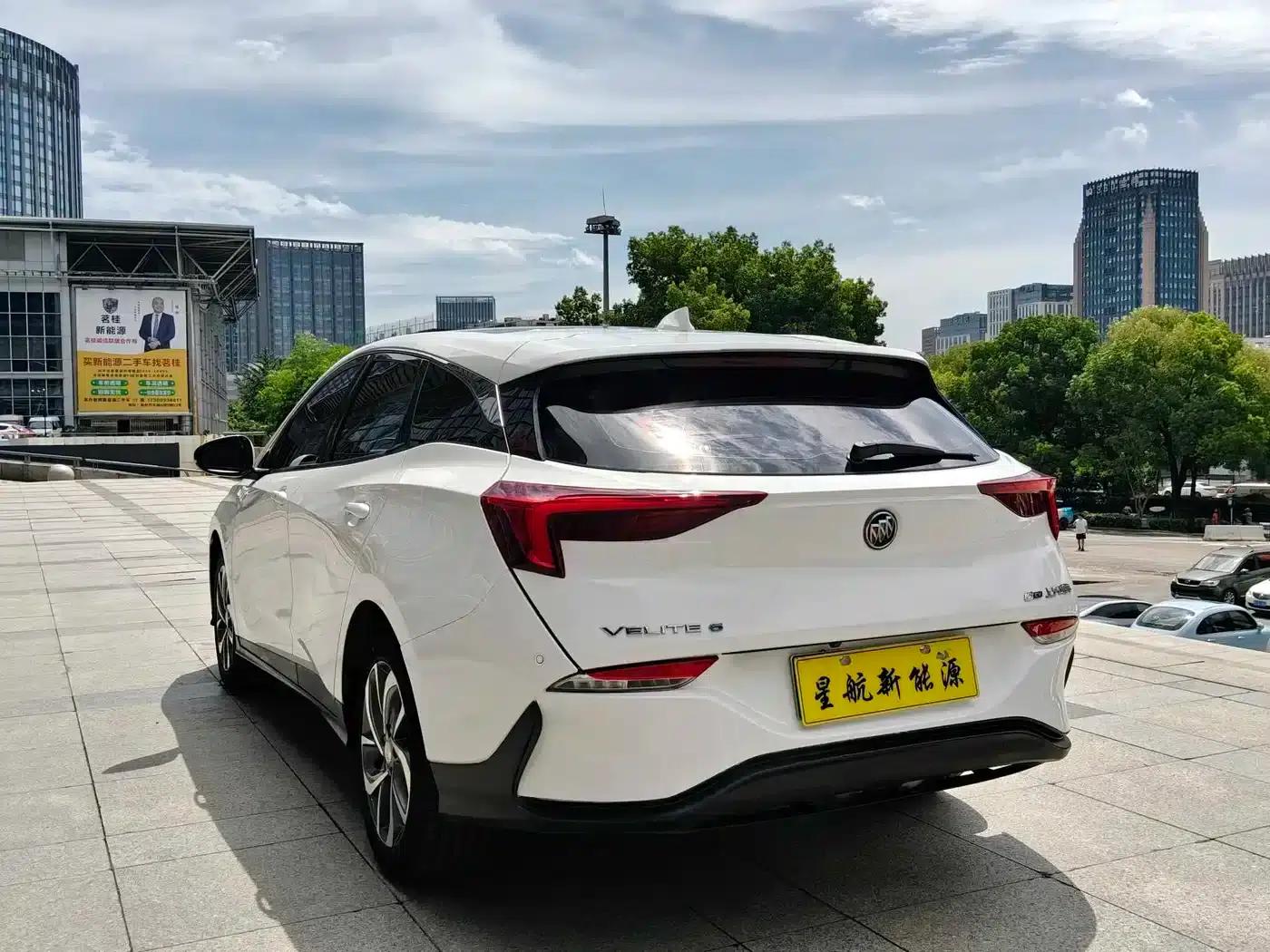Buick Velite 6 2019 Connected Smart Edition — миниатюра 11