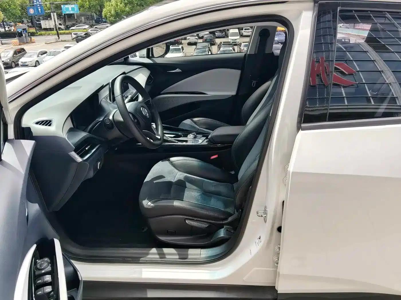 Buick Velite 6 2019 Connected Smart Edition — миниатюра 12