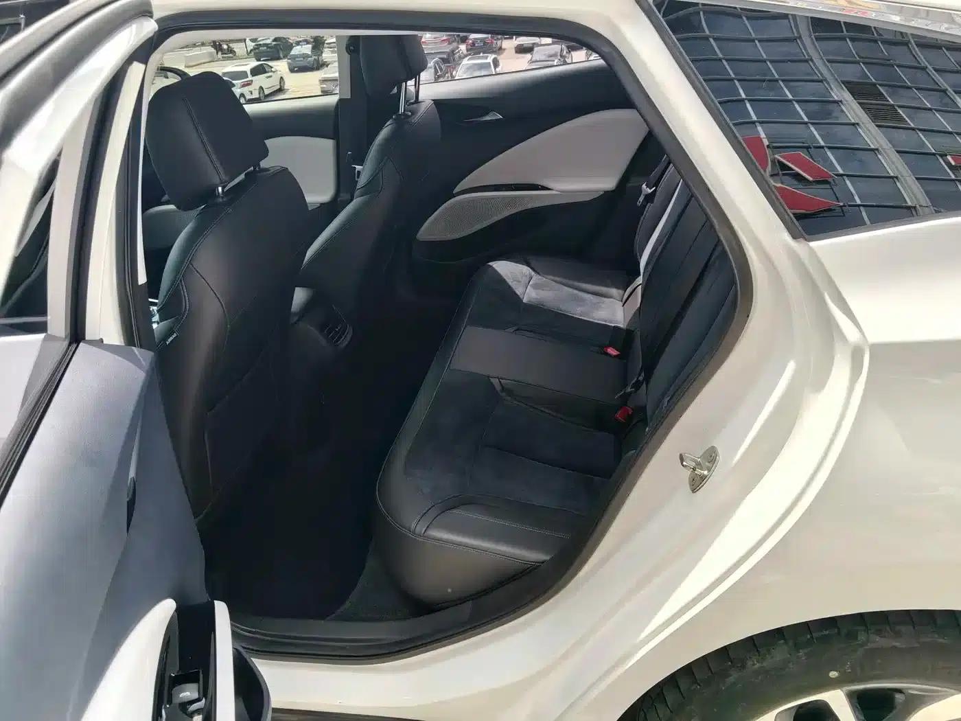 Buick Velite 6 2019 Connected Smart Edition — миниатюра 13