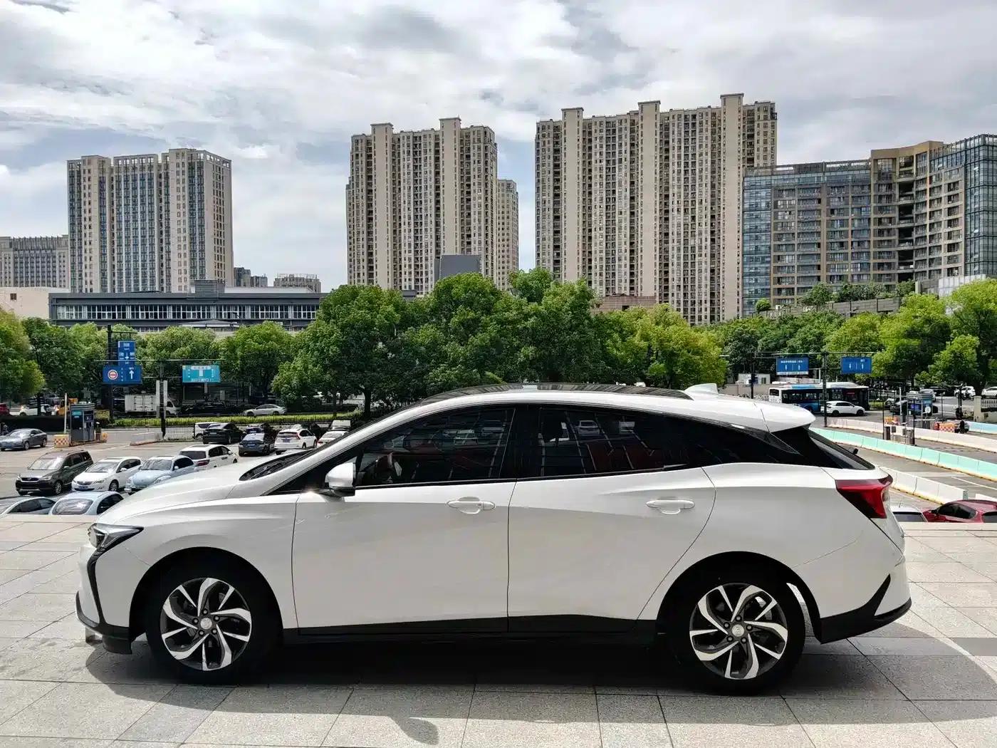 Buick Velite 6 2019 Connected Smart Edition — миниатюра 15