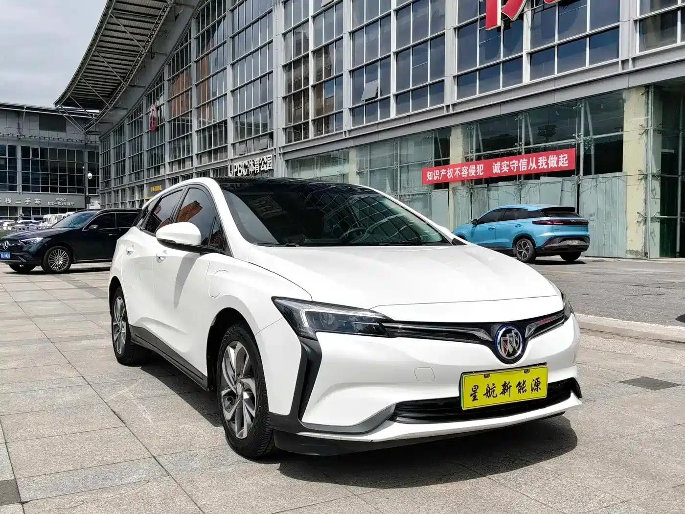 Buick Velite 6 2019 Connected Smart Edition — миниатюра 3