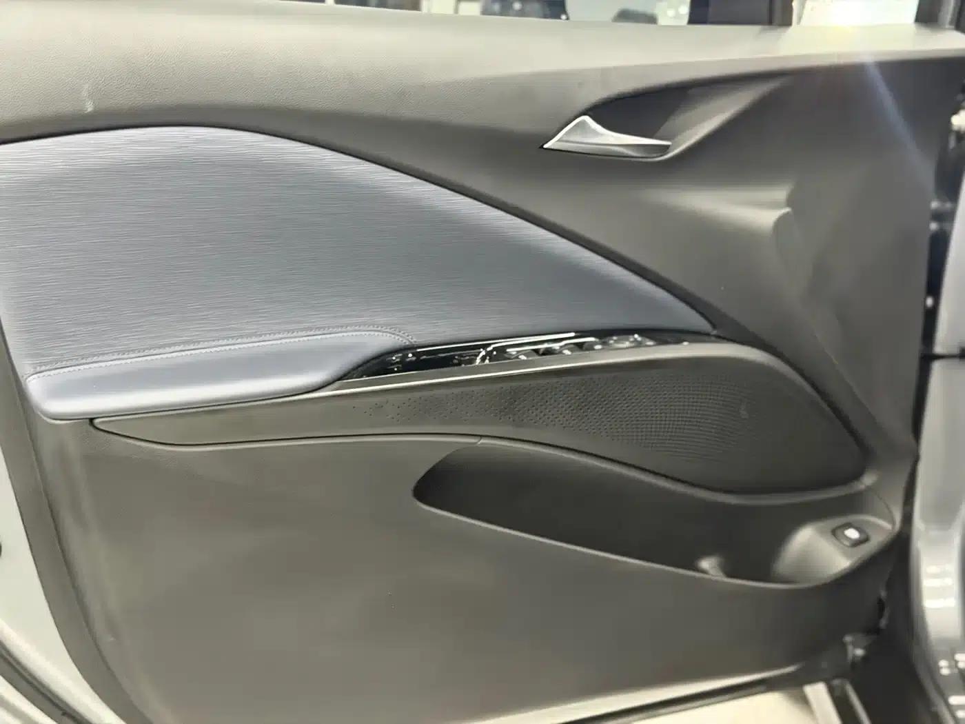 Buick Velite 6 2020 Plug-in Hybrid Connected Smart Edition — миниатюра 14