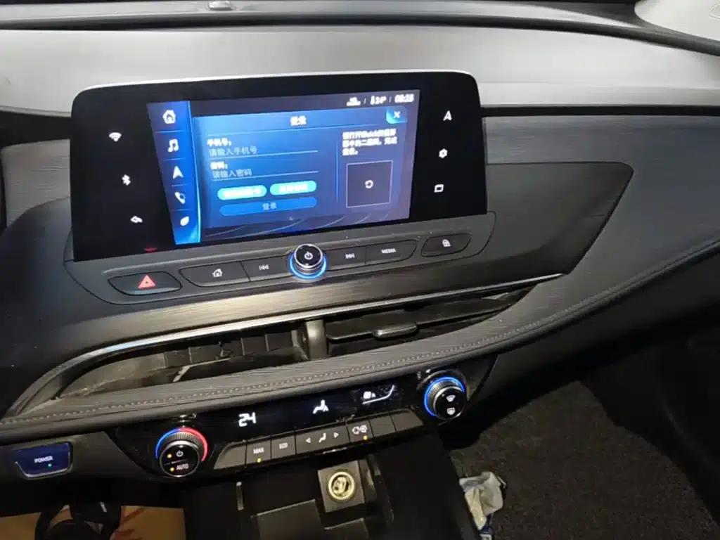 Buick Velite 6 2022 Connected Enjoyment Edition PLUS — миниатюра 13