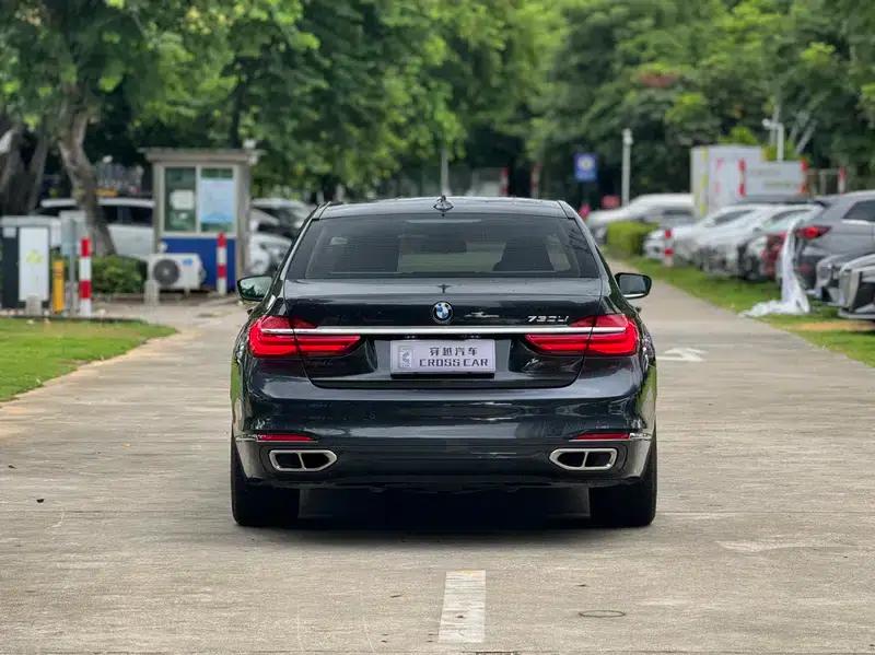 2016 BMW 7 Series 730Li Leading Edition — миниатюра 5