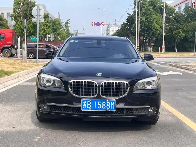 2011 BMW 7 Series 750Li xDrive — миниатюра 2