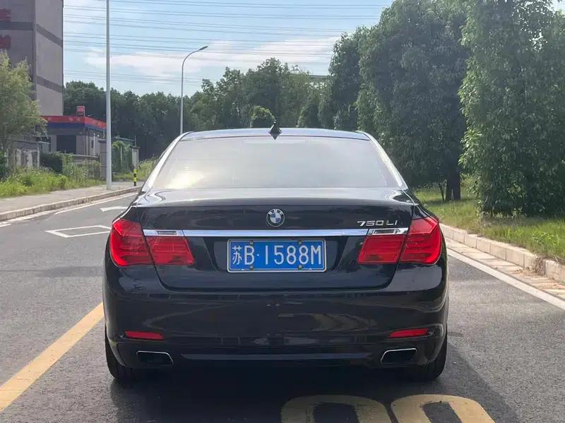 2011 BMW 7 Series 750Li xDrive — миниатюра 4